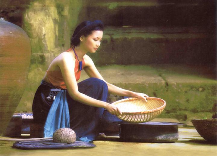 Tỏa Sáng Trên Mạng Xã Hội: Chuyên Gia Trang Điểm & Hotspot Matrix